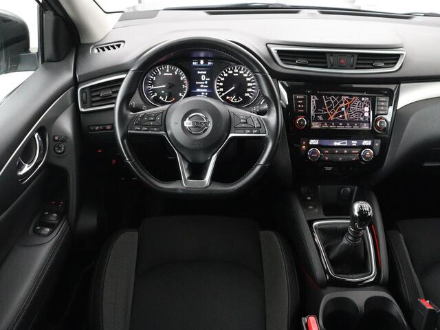 Nissan QASHQAI 1.3 DIG-T N-Connecta | Trekhaak | Panoramadak | 360 Camera | Keyless | Parkeerhulp | Navigatie | Cruise control | Climate control | Bluetooth | DAB