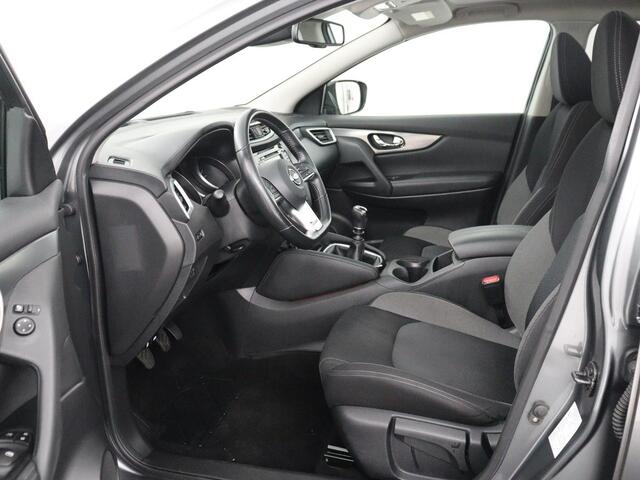 Nissan QASHQAI 1.3 DIG-T N-Connecta | Trekhaak | Panoramadak | 360 Camera | Keyless | Parkeerhulp | Navigatie | Cruise control | Climate control | Bluetooth | DAB