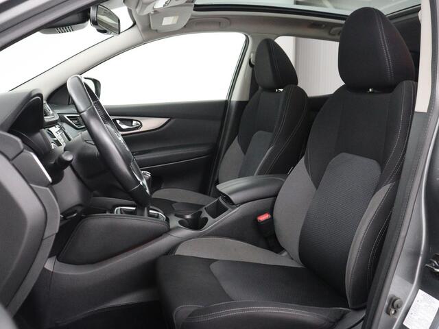 Nissan QASHQAI 1.3 DIG-T N-Connecta | Trekhaak | Panoramadak | 360 Camera | Keyless | Parkeerhulp | Navigatie | Cruise control | Climate control | Bluetooth | DAB