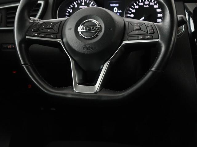 Nissan QASHQAI 1.3 DIG-T N-Connecta | Trekhaak | Panoramadak | 360 Camera | Keyless | Parkeerhulp | Navigatie | Cruise control | Climate control | Bluetooth | DAB
