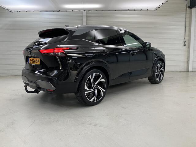 Nissan QASHQAI 1.3 MHEV Xtronic Tekna Plus / Eerste Eigenaar / Dealer Onderhouden / Trekhaak 1800 KG / Panoramadak / BOSE Audio / All Seasonbanden / Massagestoelen / Lederen Bekleding / HUD / Elektrische Kofferbak /
