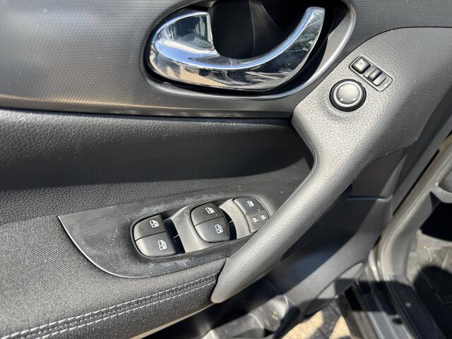 Nissan QASHQAI 1.2 N-Connecta