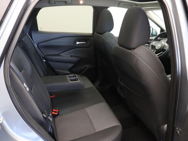 Nissan QASHQAI 1.3 MHEV N-Connecta | Trekhaak | Panoramadak | Rondomzicht camera | Climate control | Adaptieve cruise control | Navigatie |
