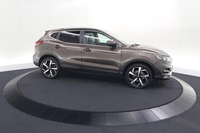 Nissan QASHQAI 1.3 DIG-T Tekna | Trekhaak | Panoramadak | Adaptieve Cruise Control | 360 Camera | 19 Inch