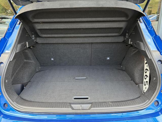 Nissan QASHQAI 1.3 MHEV Premiere Edition | Pro-Pilot cruise control | Head-Up display | Panorama dak | 360 Camera | 1.400KG trekgewicht | Dealer onderhouden |