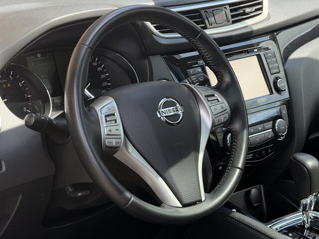 Nissan QASHQAI 1.2 N-Connecta Panodak / Navi / 360* Camera / Lm Velgen / Trekhaak