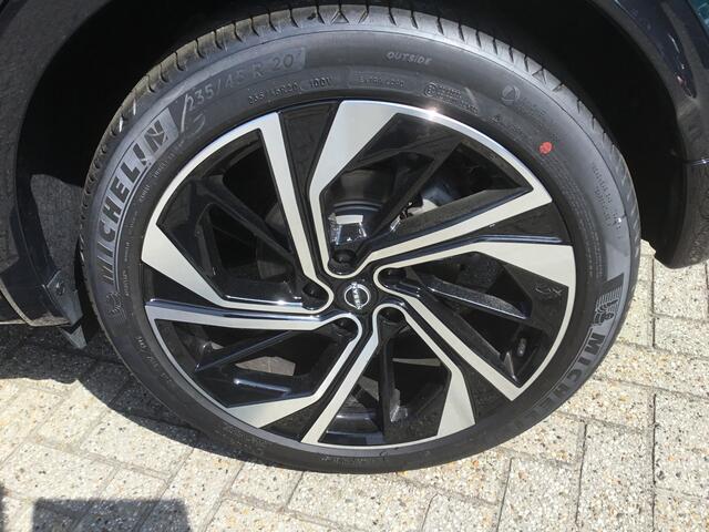 Nissan QASHQAI 1.3 MHEV 158 Xtronic Tekna Plus Cold Pack