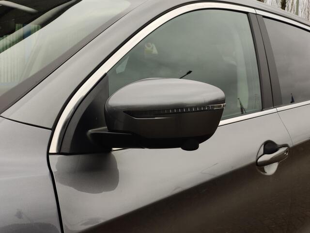 Nissan QASHQAI 1.2 N-Connecta | Navigatie, Trekhaak, Keyless, Parkeercamera, Climate + Cruise Control, Stoelverwarming