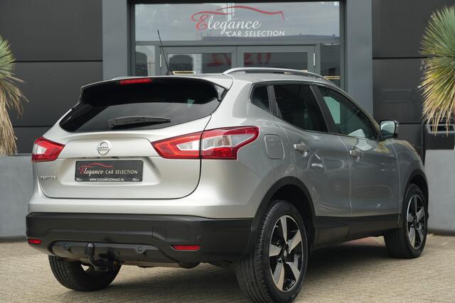 Nissan QASHQAI 1.6 N-Connecta 164pk Panoramadak/Trekhaak/360Camera