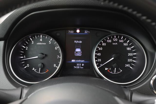 Nissan QASHQAI 1.3 DIG-T N-Connecta | Trekhaak | Panoramadak | Rijklaarprijs - incl.garantie