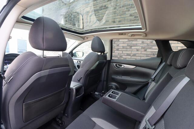 Nissan QASHQAI 1.3 DIG-T N-Connecta | Trekhaak | Panoramadak | Rijklaarprijs - incl.garantie