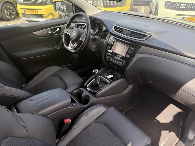 Nissan QASHQAI 1.3 DIG-T Tekna + Dodehoek / Navi / 360* Camera / Panodak
