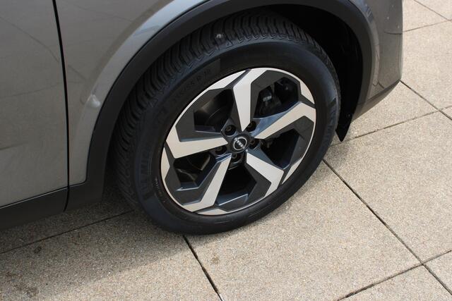 Nissan QASHQAI 1.3 MHEV Xtronic N-Connecta Trekgewicht 1.800 kg!