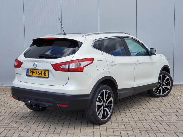 Nissan QASHQAI 1.6 DIG-T 163 Pk Tekna Navigatie, Panoramadak, Leder, Cimate Control, Cruise Control, Trekhaak, 19"Lm