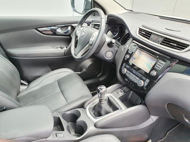 Nissan QASHQAI 1.6 DIG-T 163 Pk Tekna Navigatie, Panoramadak, Leder, Cimate Control, Cruise Control, Trekhaak, 19"Lm