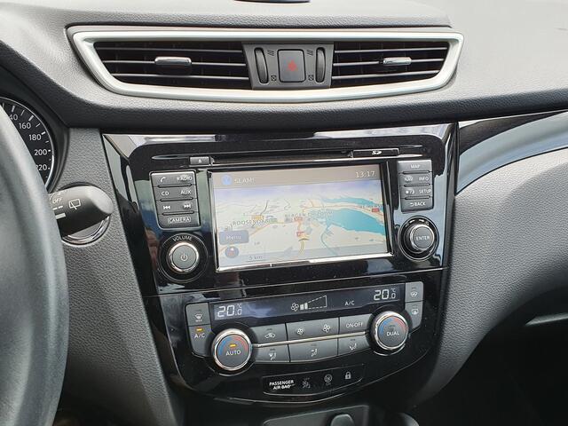 Nissan QASHQAI 1.6 DIG-T 163 Pk Tekna Navigatie, Panoramadak, Leder, Cimate Control, Cruise Control, Trekhaak, 19"Lm