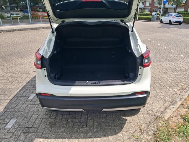 Nissan QASHQAI 1.2 N-Connecta Automaat