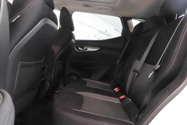 Nissan QASHQAI 1.2 N-Connecta | Panoramadak | 360° Camera | Trekhaak | Navigatie | Climate control | Key-Less |