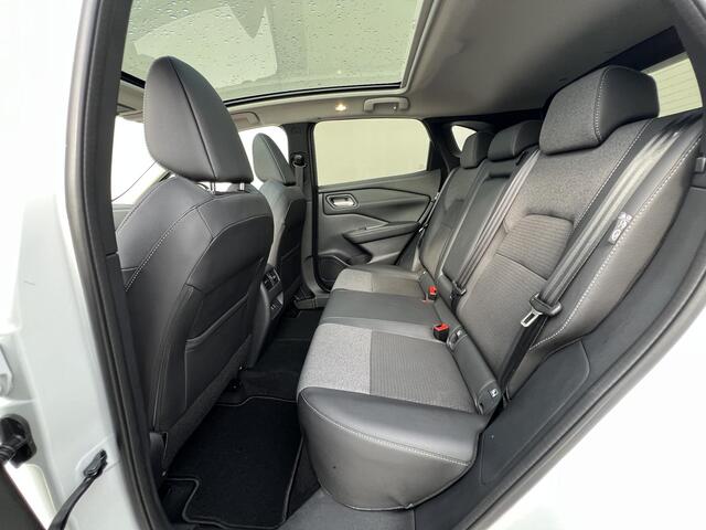 Nissan QASHQAI 1.3 MHEV Xtronic N-Connecta / Cold Pack / Panoramadak / Navigatie / Apple Carplay Android / HUD / Camera 360° / 18" LM wielen & All Season banden /