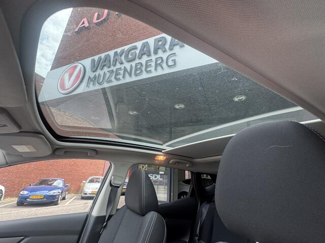 Nissan QASHQAI 1.3 DIG-T N-Connecta 160PK!! // NAVI // CLIMA // CAMERA // CRUISE // PANO DAK // TREKHAAK!! //