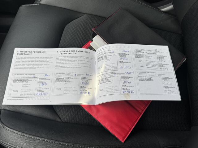 Nissan QASHQAI 1.3 DIG-T Tekna 160PK!! // NAVI // CAMERA // ADAPTIVE CRUISE // PANO DAK // TREKHAAK //
