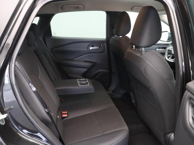 Nissan QASHQAI 140pk MHEV N-Connecta | Stoel & stuurverwarming | Adaptive cruise control | Climate control | Dodehoek detectie | Lichtmetalen velgen 18'' |