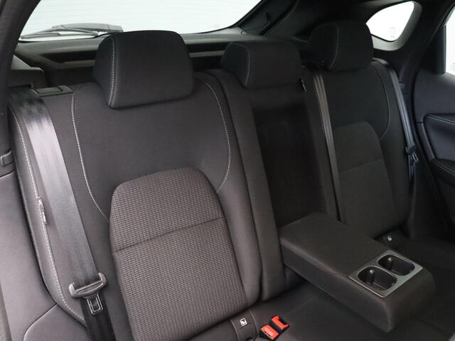 Nissan QASHQAI 140pk MHEV N-Connecta | Stoel & stuurverwarming | Adaptive cruise control | Climate control | Dodehoek detectie | Lichtmetalen velgen 18'' |