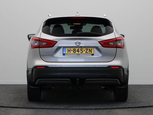 Nissan QASHQAI 1.3 DIG-T N-Connecta | Panorama dak | Trekhaak | Climate Control | Cruise Control |