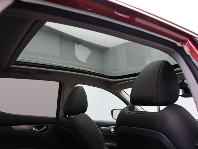 Nissan QASHQAI 1.3 DIG-T N-Tec | Trekhaak 1500KG | Rondomzicht camera | Panoramadak | Stoel en voorruitverwarming | Pro-pilot | Climate control | Apple carplay |
