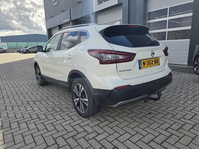 Nissan QASHQAI 1.3 DIG-T Design Edition | Panoramadak | 360° Camera | Trekhaak |