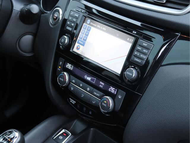 Nissan QASHQAI 1.2 N-Connecta PANORAMA / TREKHAAK / 360 CAMERA