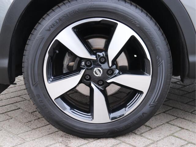 Nissan QASHQAI 1.2 N-Connecta PANORAMA / TREKHAAK / 360 CAMERA