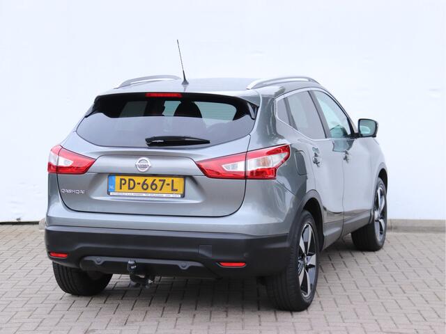 Nissan QASHQAI 1.2 N-Connecta PANORAMA / TREKHAAK / 360 CAMERA
