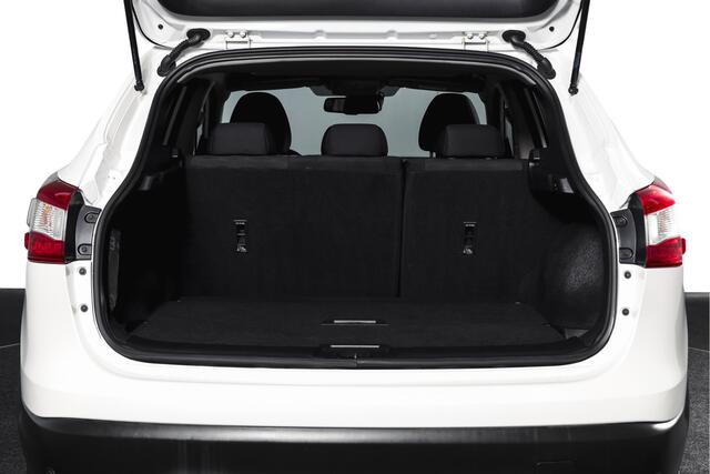 Nissan QASHQAI 1.2 116 PK N-Connecta | Panodak | Afn. Trekhaak | Cruise | 360 camera | PDC | NAV | Auto.Airco | LM 18" | All Seasons |