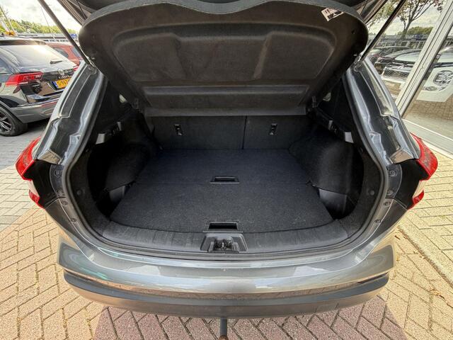 Nissan QASHQAI 1.3 DIG-T Tekna Automaat 160PK | Cruise Control | Rondomzichtcamera | BOSE | Panoramadak | Dodehoekdetectie | 1ste eigenaar