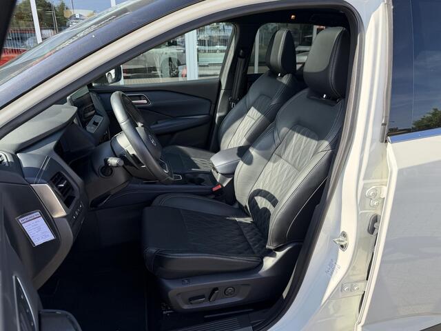 Nissan QASHQAI 1.3 MHEV Xtronic Tekna Plus | BOSE | Leder | Panoramadak | 360° camera | Head-Up Display | Stoel- en stuurverwarming