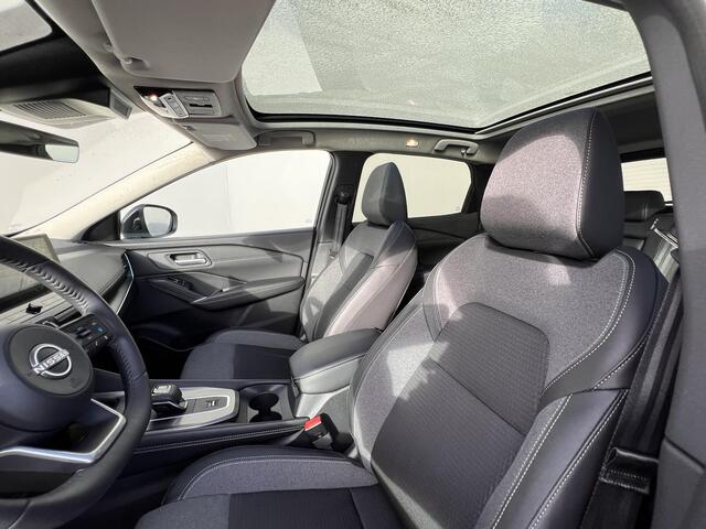 Nissan QASHQAI 1.3 MHEV Xtronic N-Connecta / Fabrieksgarantie tot 06-2028 / Panoramadak / Cold Pack / Pack Easy / Trekgewicht 1800 kg / Elektrische achterklep / Rondomzicht camera / Adaptief cruise control / Stuur- Stoel & Voorruit verwarming /
