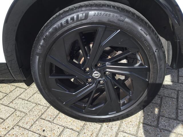 Nissan QASHQAI 1.3 MHEV Xtronic Tekna + Cold Pack