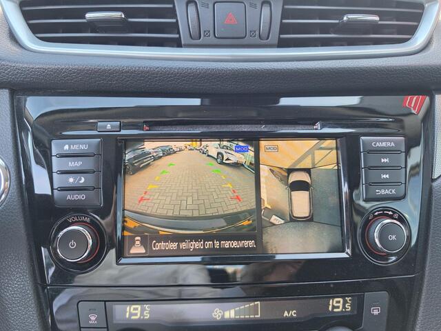 Nissan QASHQAI 1.3 DIG-T N-Connecta | Panoramadak | 360° Camera | Trekhaak |