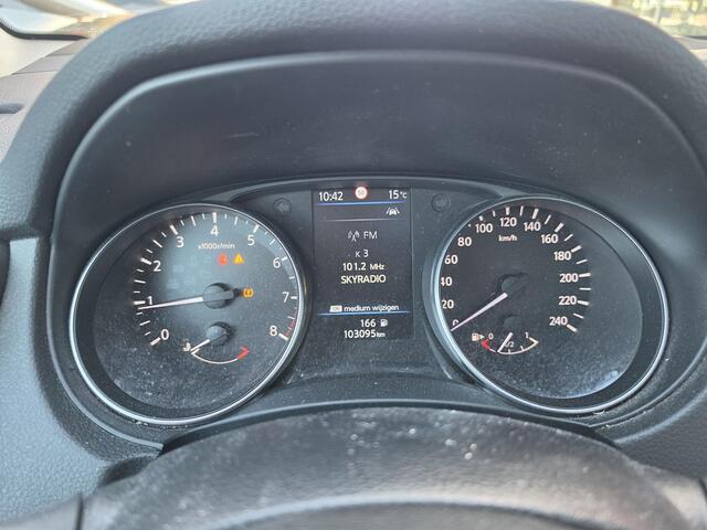 Nissan QASHQAI 1.3 DIG-T N-Connecta | Panoramadak | 360° Camera | Trekhaak |