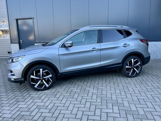 Nissan QASHQAI 1.2 Tekna + | Panoramadak | 360 camera | Parkeer assistent |