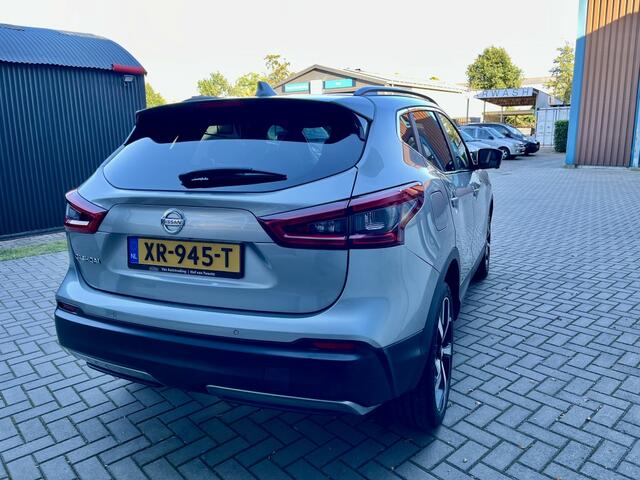 Nissan QASHQAI 1.2 Tekna + | Panoramadak | 360 camera | Parkeer assistent |