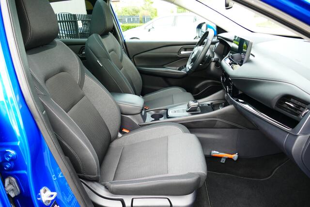 Nissan QASHQAI 1.3 MHEV Xtronic N-Connecta. Panodak, Adap Cruise, 360 Camera, Full Led, Haak 1800kg