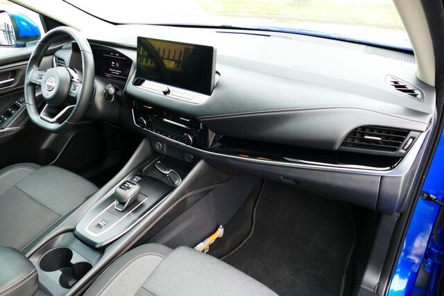 Nissan QASHQAI 1.3 MHEV Xtronic N-Connecta. Panodak, Adap Cruise, 360 Camera, Full Led, Haak 1800kg