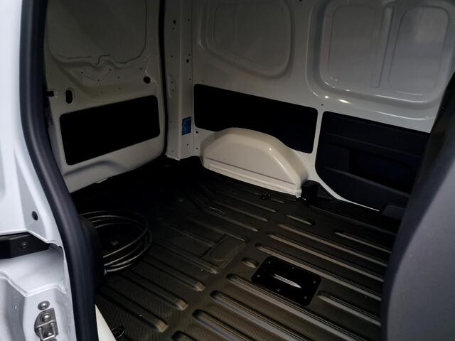 Nissan Townstar N-Connecta L1 45 kWh Automaat / 3 Fase / On Board Charger 22KW / Navigatie via Android Auto/Apple Carplay