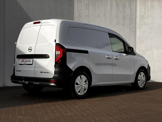 Nissan Townstar N-Connecta L1 45 kWh Automaat / als nieuw! / CCS snelladen / Drie fase laden / WLTP 284 KM stad 398 km / Trekhaak 1.500 kg /Stoel- en voorruit verwarming / Navigatie via Apple Carplay Android / Winterwielenset meerprijs ¤ 799 /