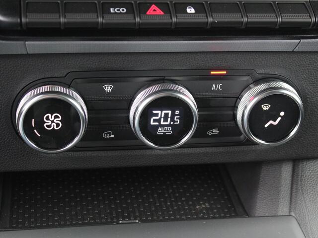 Nissan Townstar N-Connecta L1 45 kWh / 3 Fase / On Board Charger 22KW / Navigatie via Android Auto/Apple Carplay / cruise Control / Achteruitrijcamera /