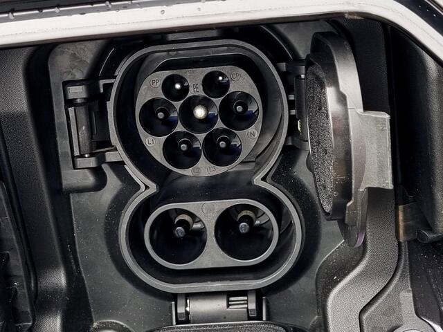Nissan Townstar N-Connecta L1 45 kWh Automaat / CCS Snelladen / 3 Fase / Navigatie via Android Auto/Apple Carplay / Achteruitrijcamera / Schuifdeur Rechts & Links