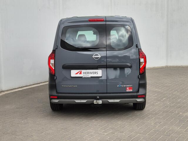 Nissan Townstar Tekna L2 45 kWh Automaat / Stoelverwarming / CCS snelladen / Apple Carplay Android Auto / Trekhaak vast 13-polig / Draadloze telefoon lader / Rondomzicht camera / Cruise control / Drie fase laden /