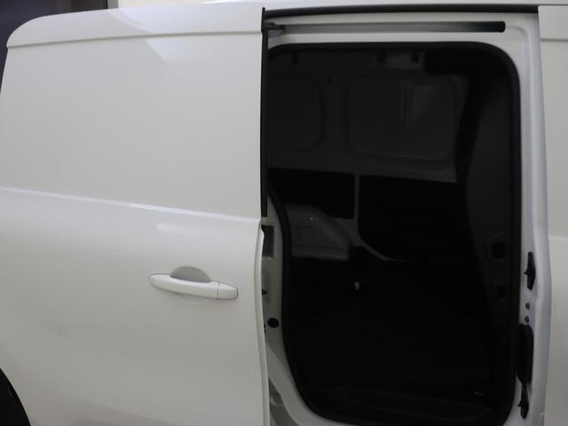 Nissan Townstar Tekna L1 45 kWh 122Pk | Apple & Android Carplay | Achteruitrijcamera | Stoelverwarming | Climate Control | Navigatie | Parkeersensoren